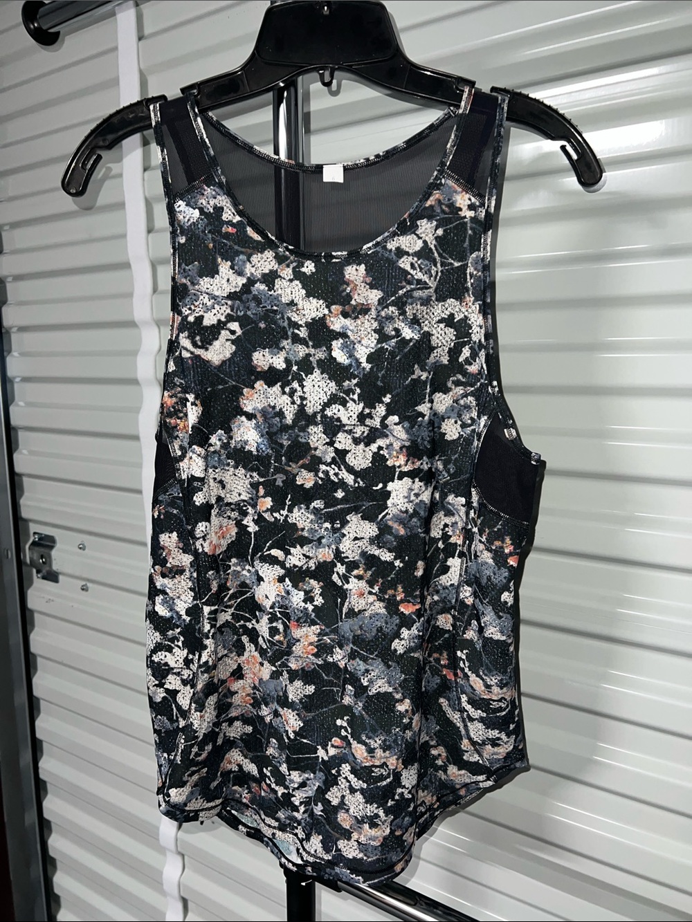Womens lululemon Mesh Tank Top in Black